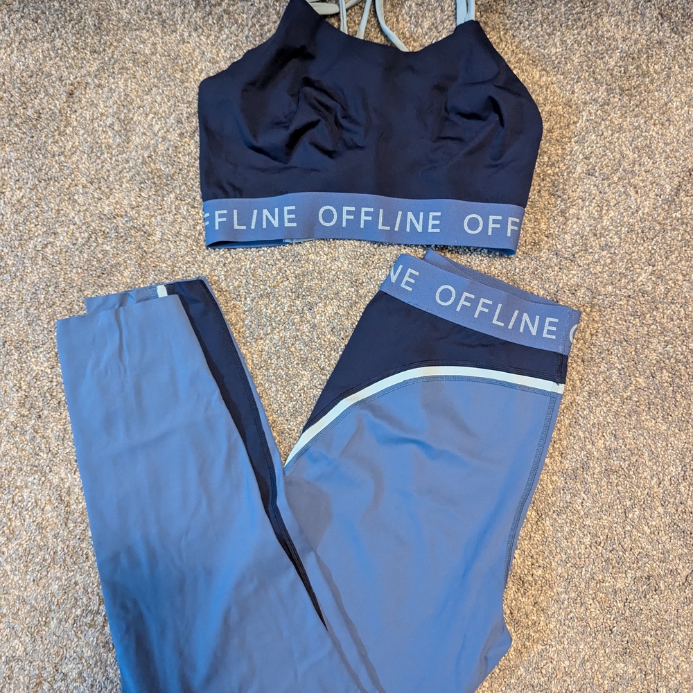Blue and Black Sports Bra and Leggings Set